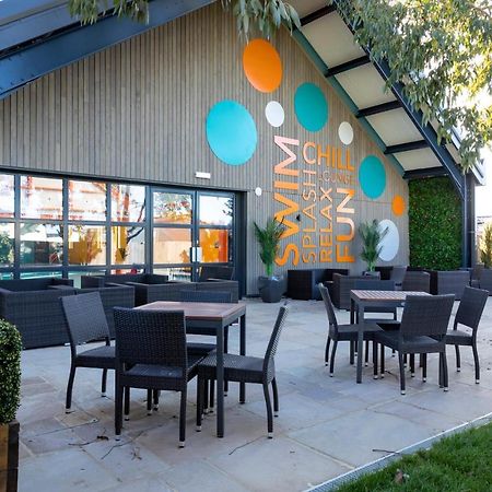 Hotel Camping Pods, Dovercourt Holiday Park Harwich Exterior foto